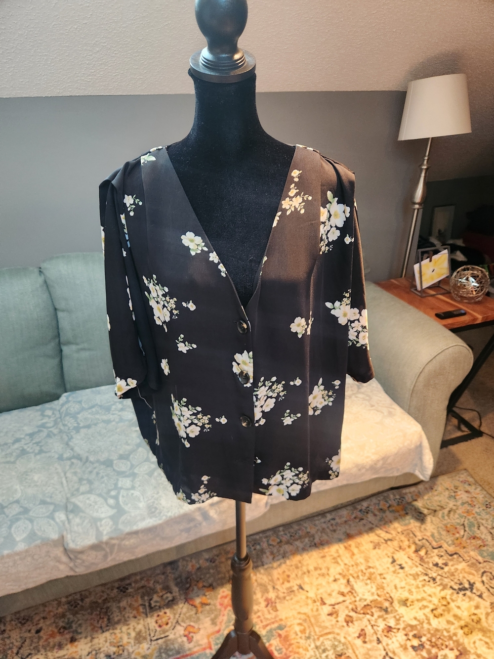 Elodie Floral Blouse Black & White XL Great Condition